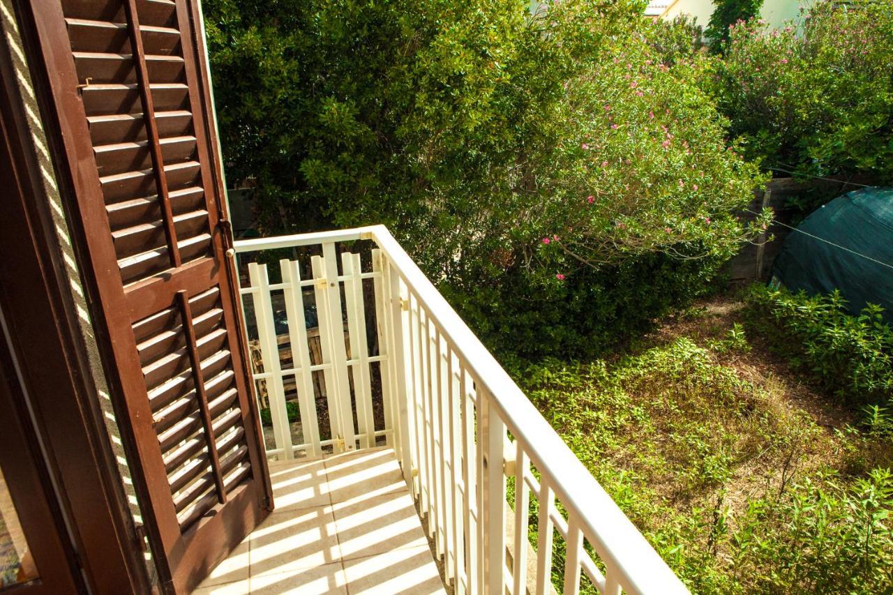 Apartments Alma Novalja Exterior photo