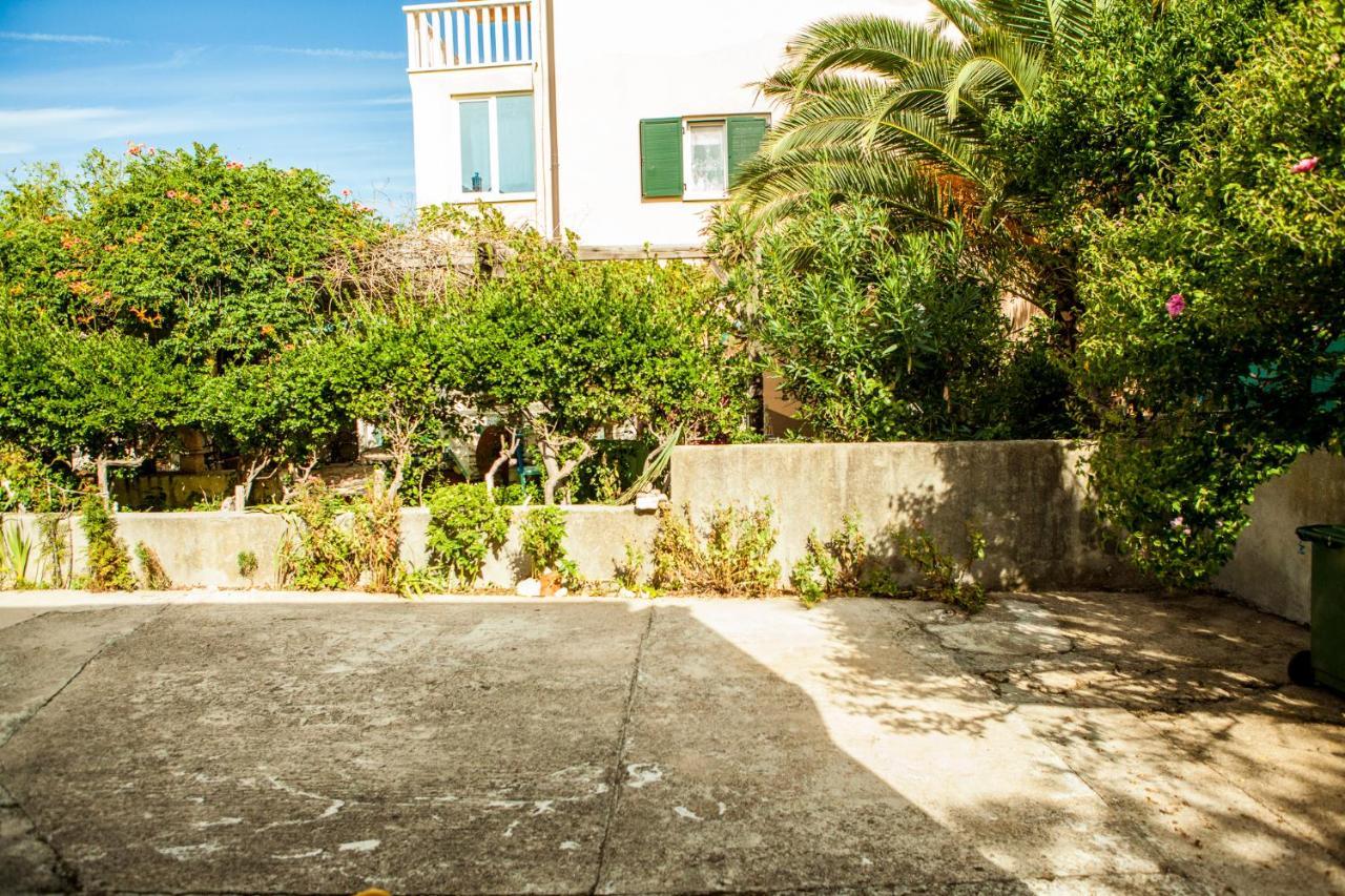 Apartments Alma Novalja Exterior photo